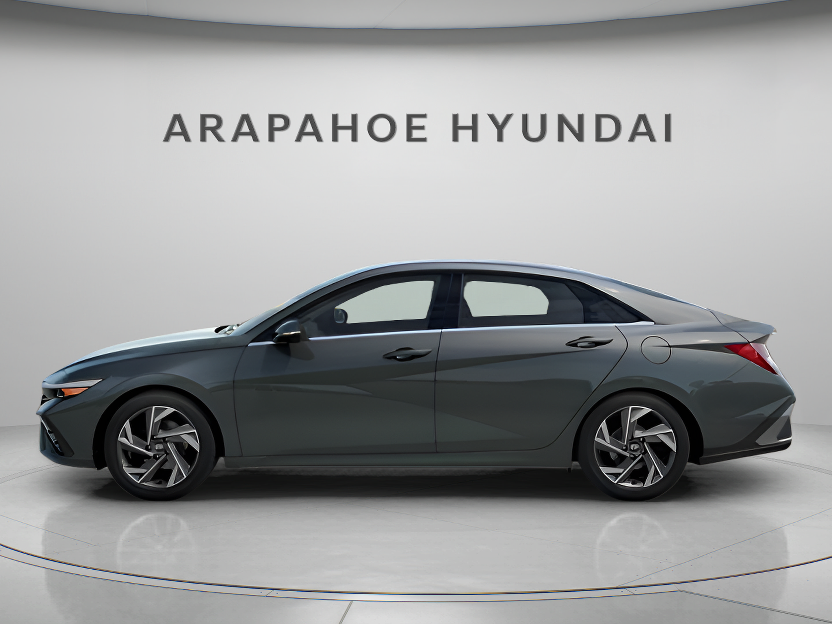 New 2026 Hyundai Elantra Limited FWD image 2