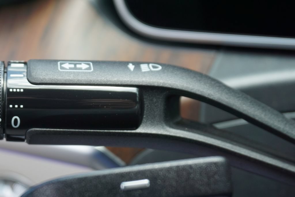 Certified 2025 Mercedes-Benz C 300 Sedan image 29