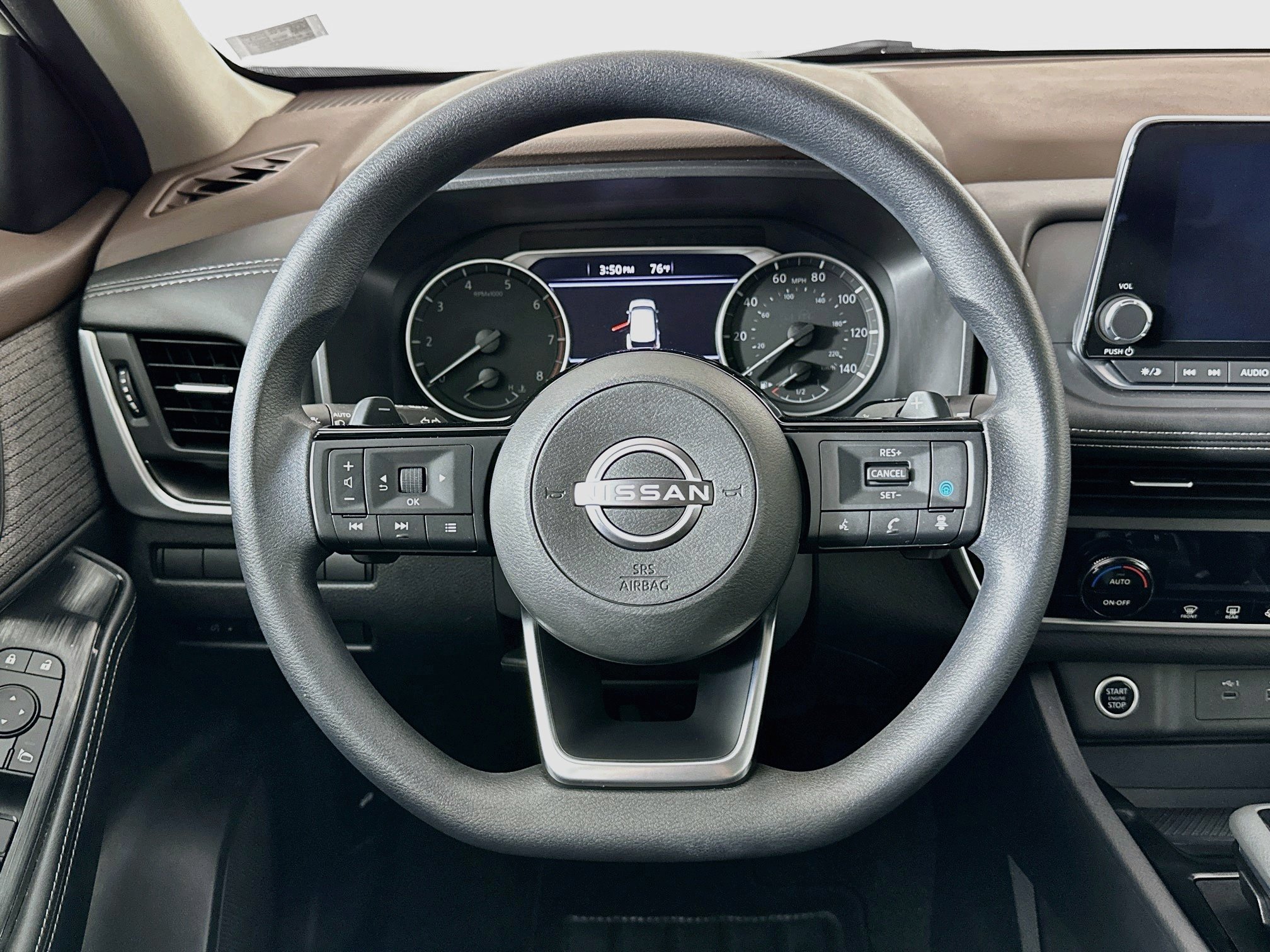 Used 2023 Nissan Rogue SV FWD image 18
