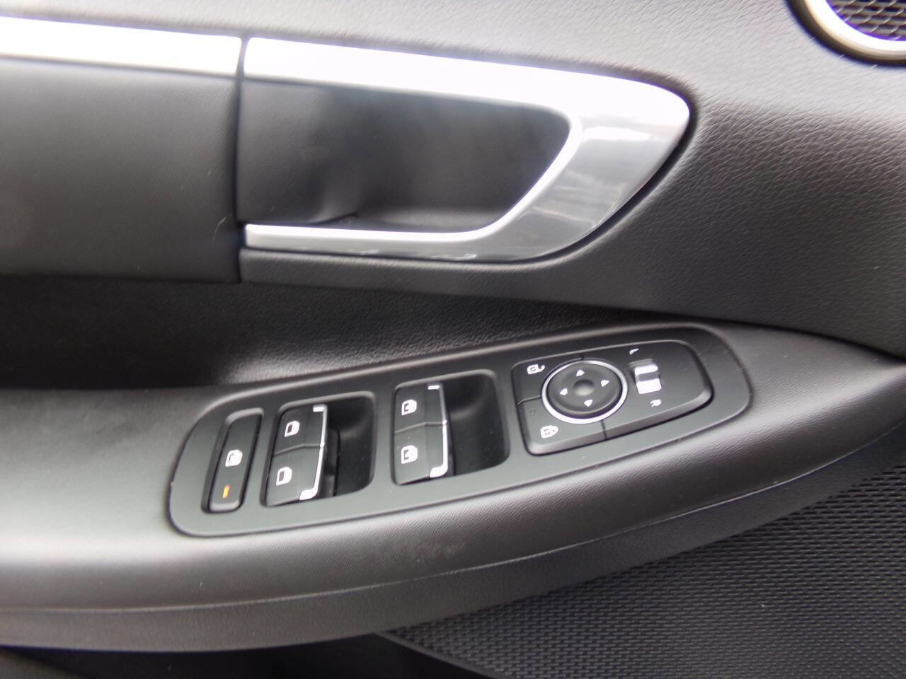 Used 2023 Hyundai Sonata SEL image 25