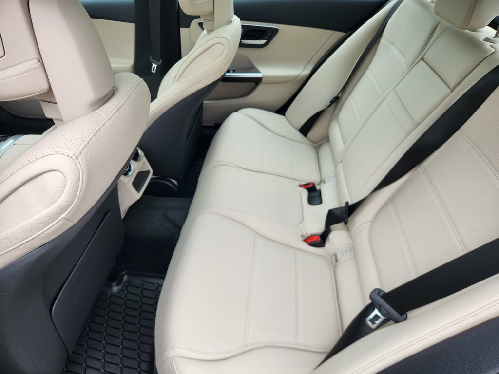 New 2026 Mercedes-Benz C 300 4MATIC Sedan image 10
