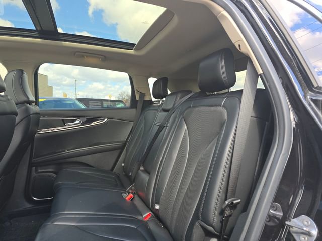 Used 2023 Lincoln Nautilus Reserve image 12