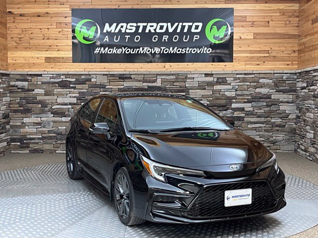 Used 2024 Toyota Corolla SE AWD/4WD image 5