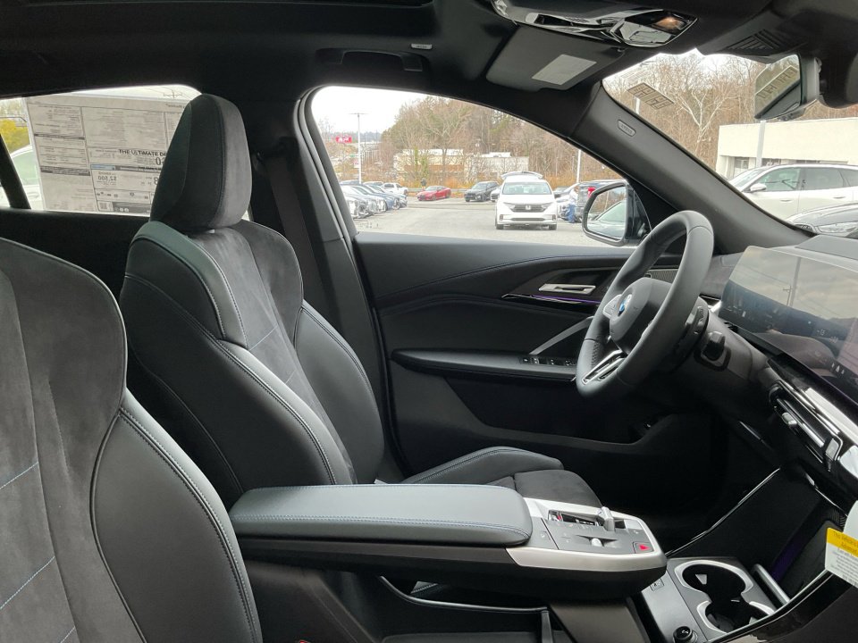 New 2026 BMW X2 xDrive28i w/ Technology Package image 30