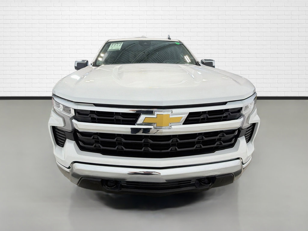 Used 2025 Chevrolet Silverado 1500 LT AWD/4WD image 2