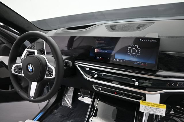 New 2026 BMW X5 xDrive40i w/ M Sport Package AWD/4WD image 17