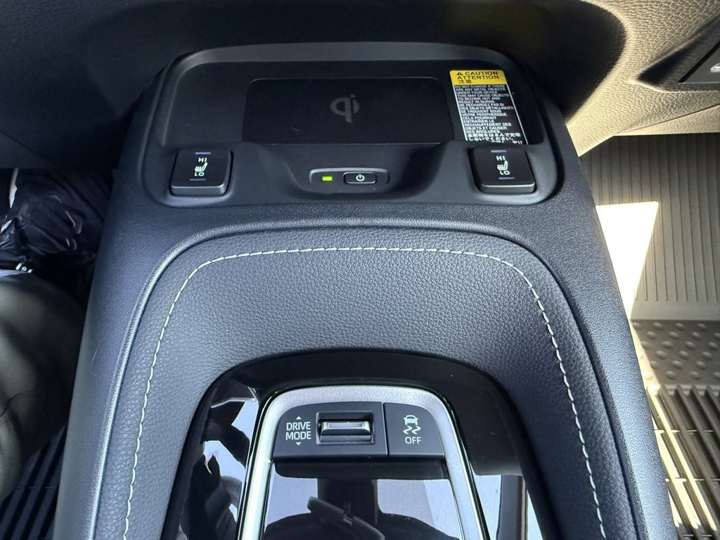 Certified 2025 Toyota Corolla XSE image 24