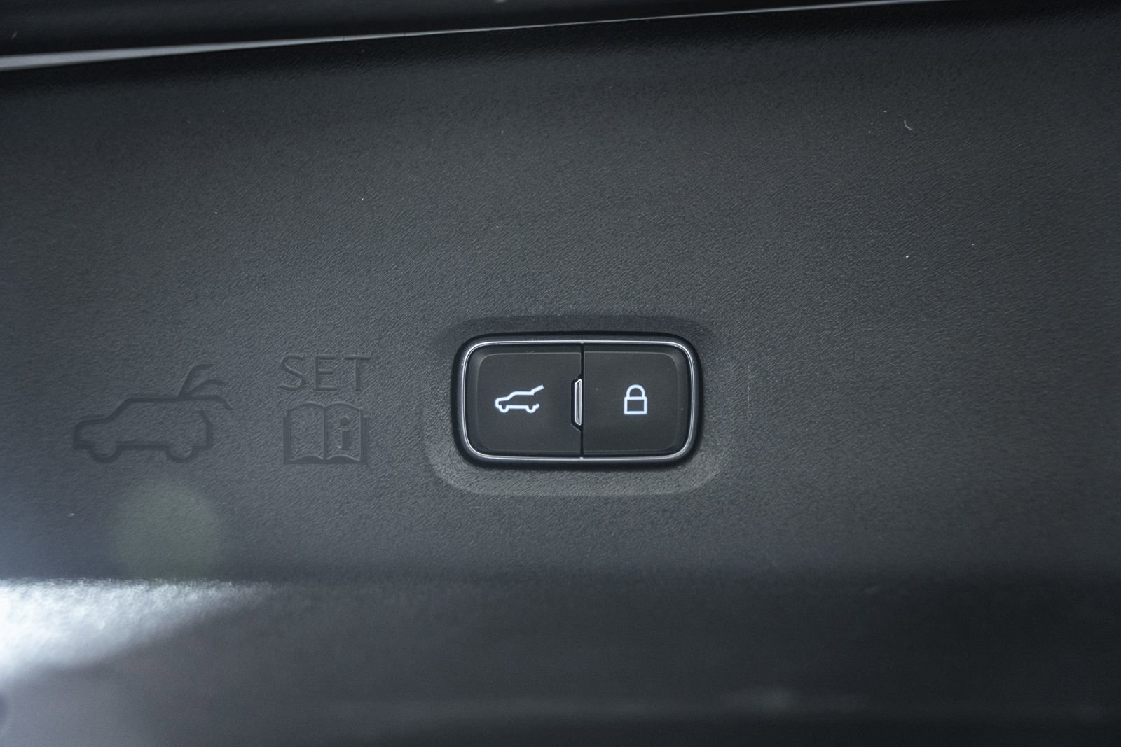 Certified 2025 Ford Expedition Max Platinum image 18