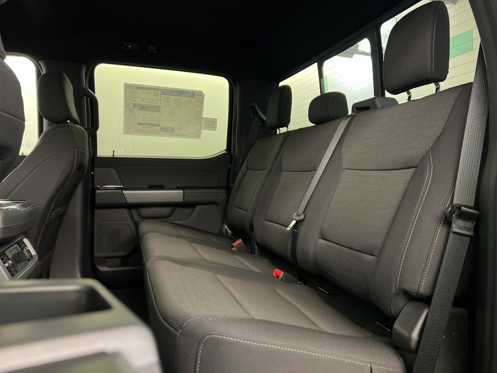 New 2025 Ford F150 XLT w/ Equipment Group 302A MID image 32