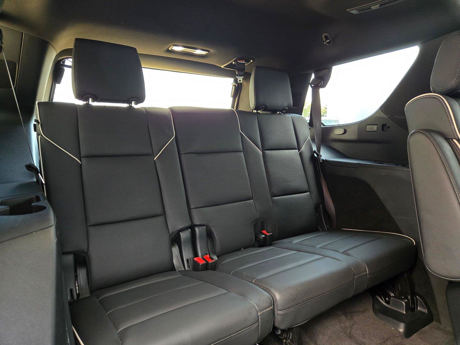 Certified 2024 Cadillac Escalade Premium Luxury w/ Performance Package AWD/4WD image 32