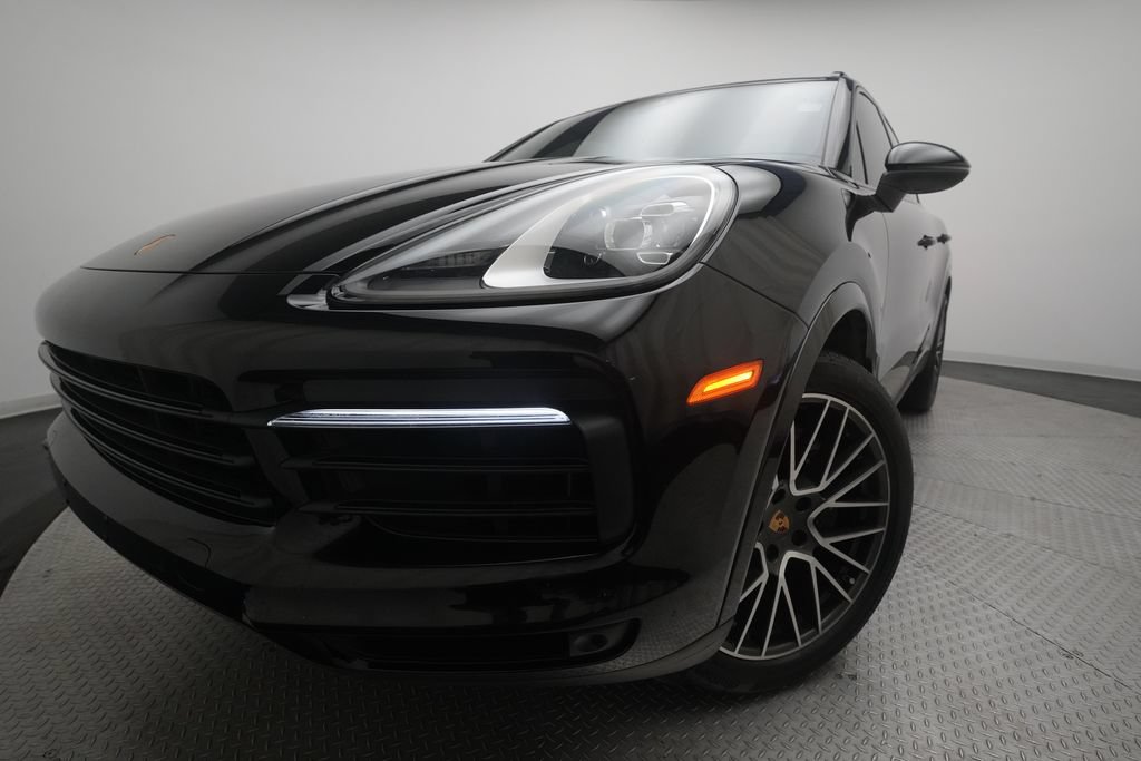 Certified 2022 Porsche Cayenne AWD/4WD image 31