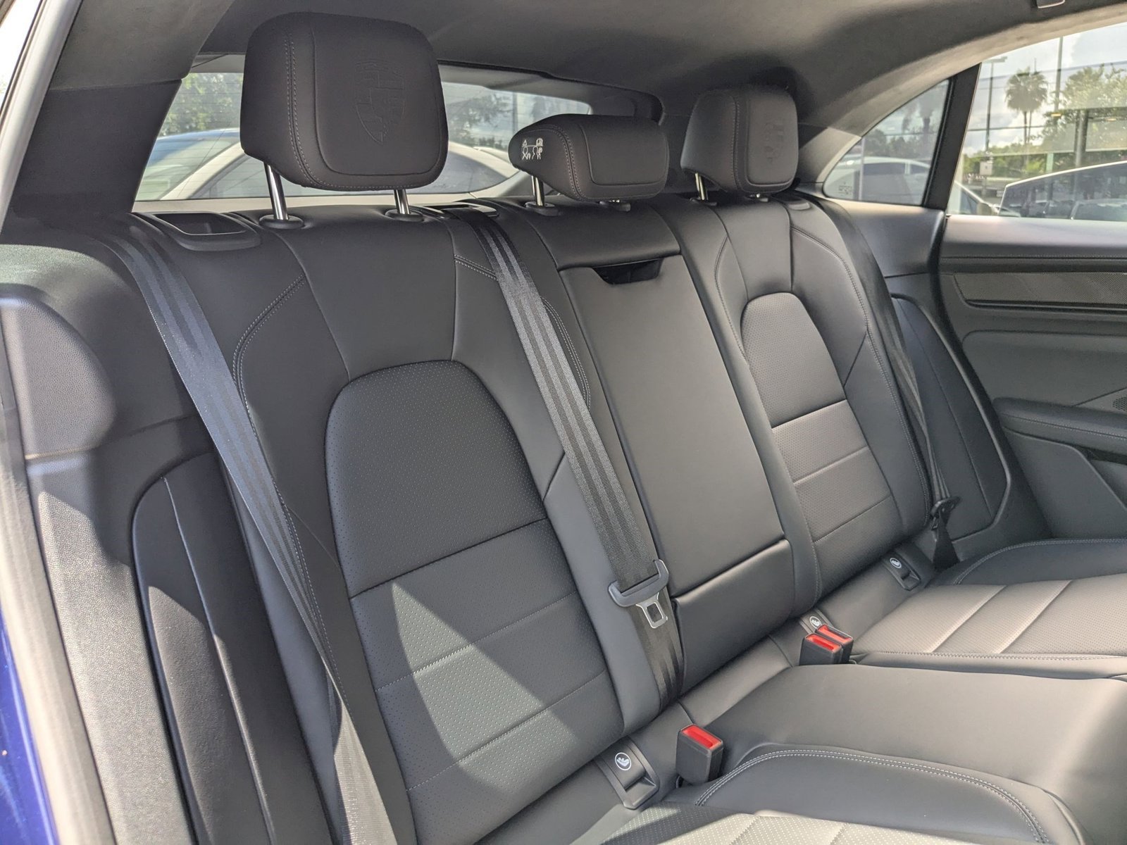 New 2025 Porsche Macan Turbo Electric AWD/4WD image 26