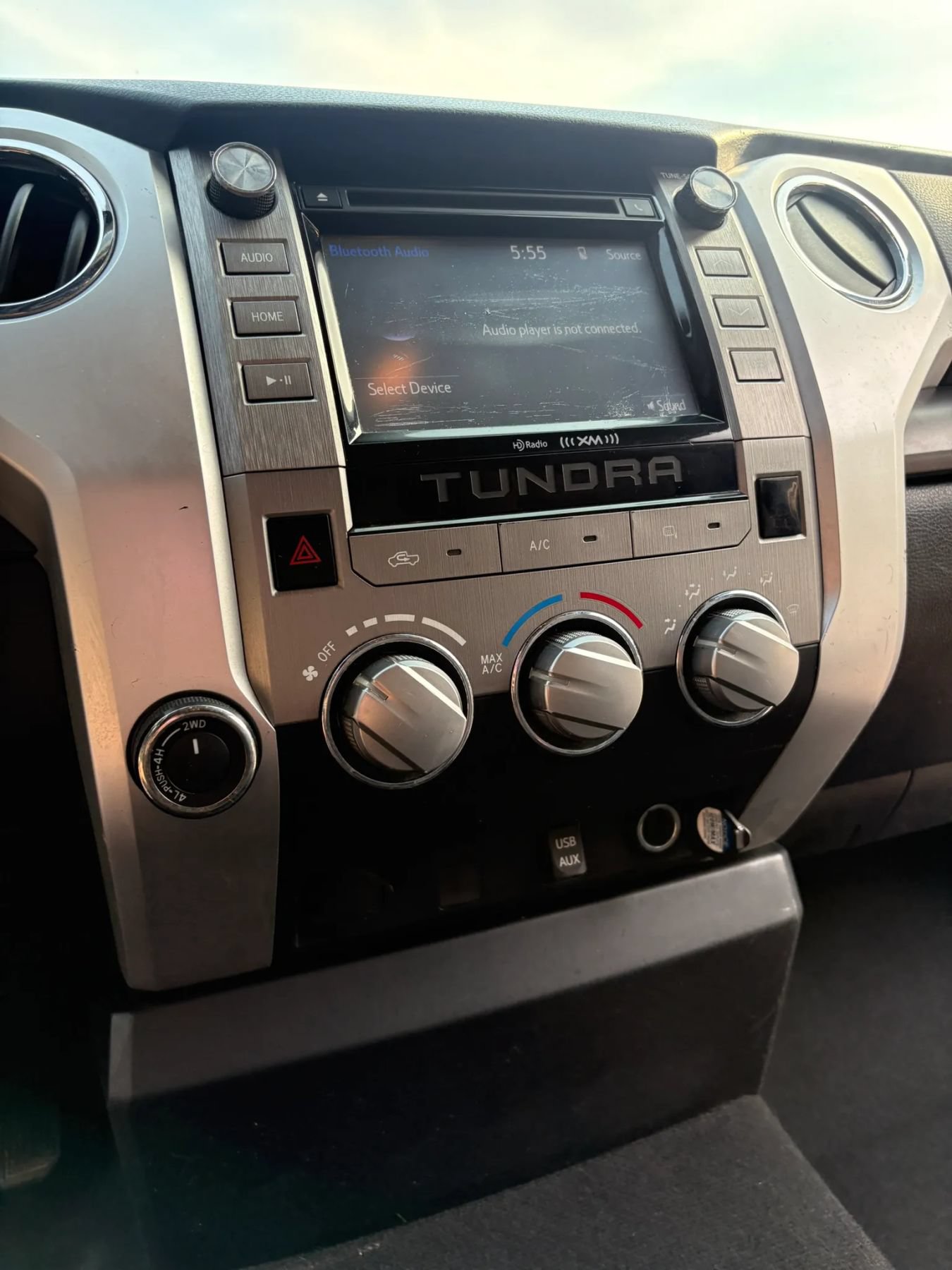 Used 2014 Toyota Tundra SR5 AWD/4WD image 14