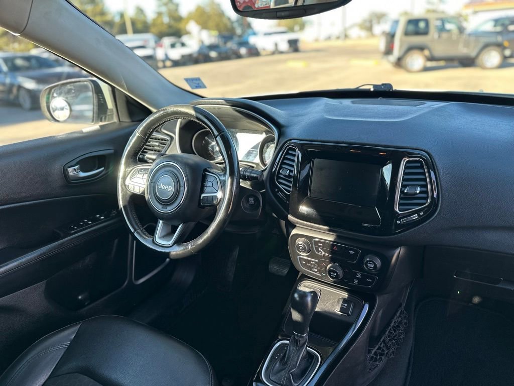 Used 2018 Jeep Compass Altitude w/ Popular Equipment Group image 17