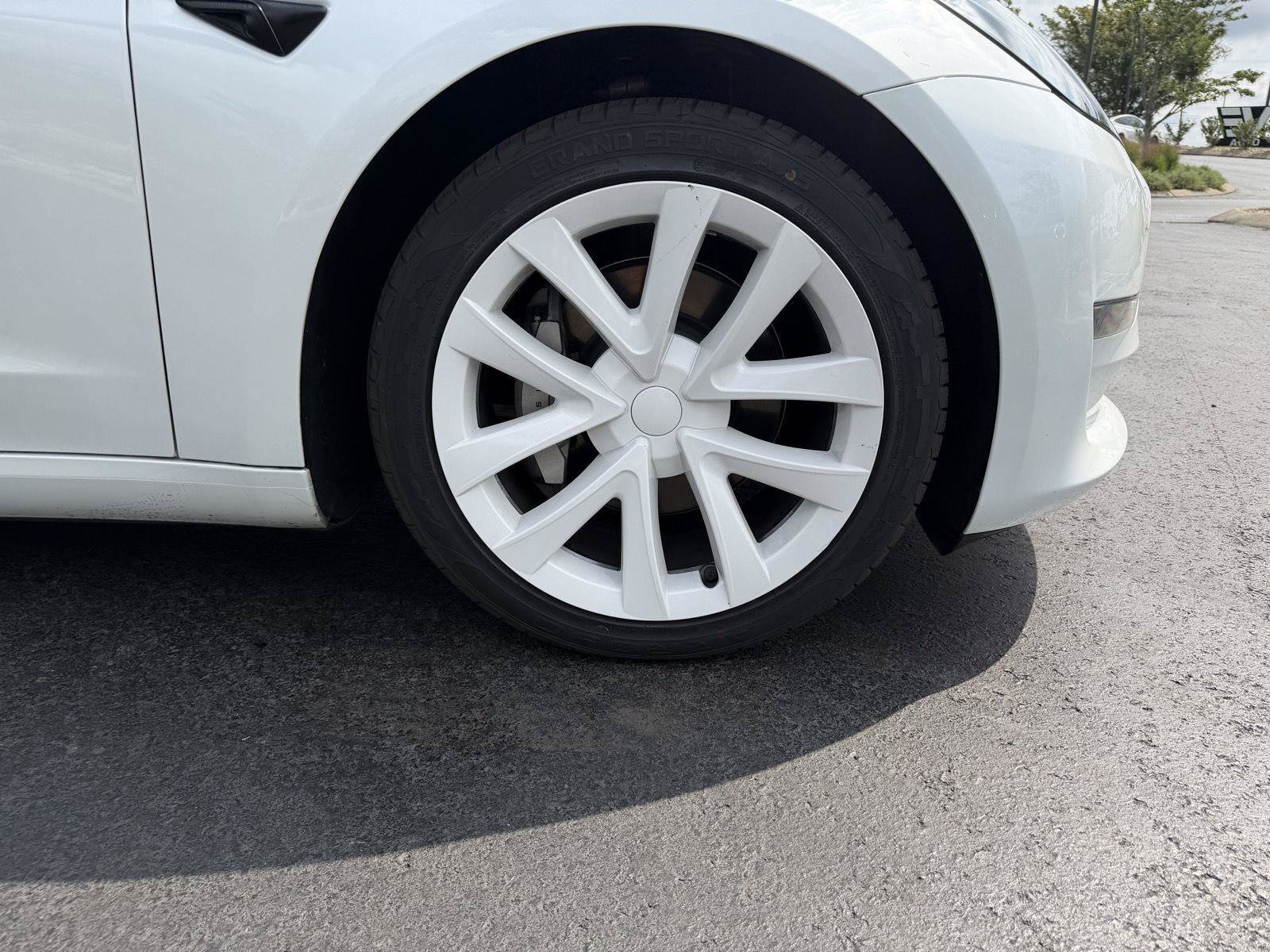 Used 2023 Tesla Model 3 Standard Range RWD image 10