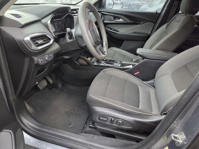 Used 2021 Chevrolet TrailBlazer LT w/ Convenience Package FWD image 9