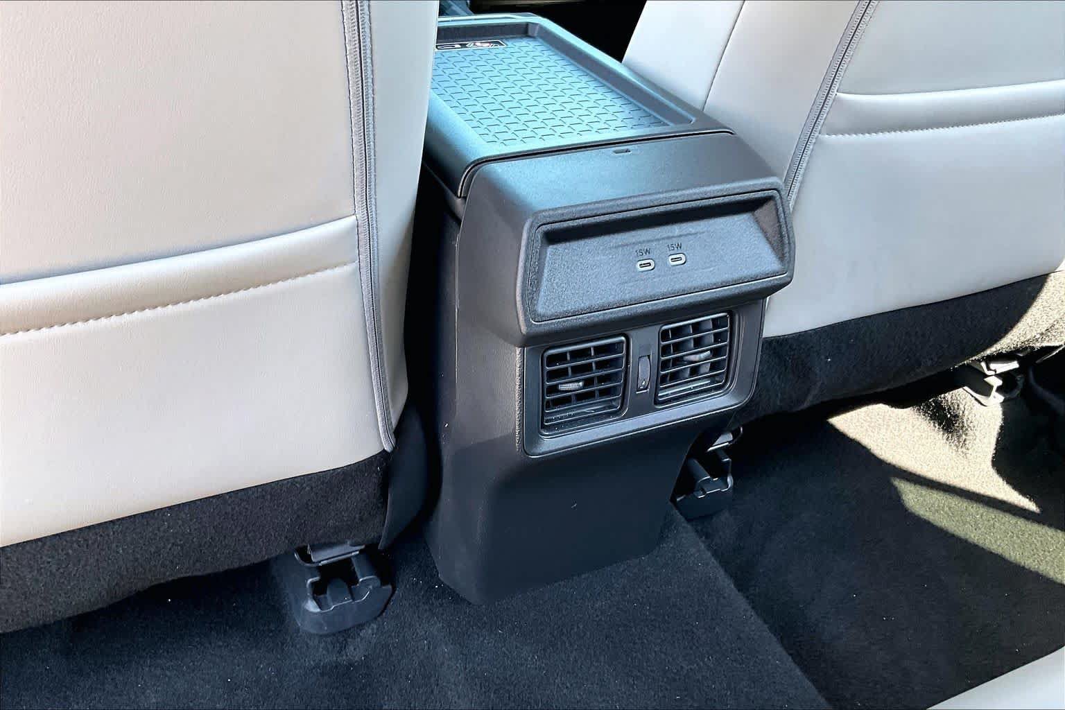 Used 2026 Toyota RAV4 XLE Premium FWD image 33