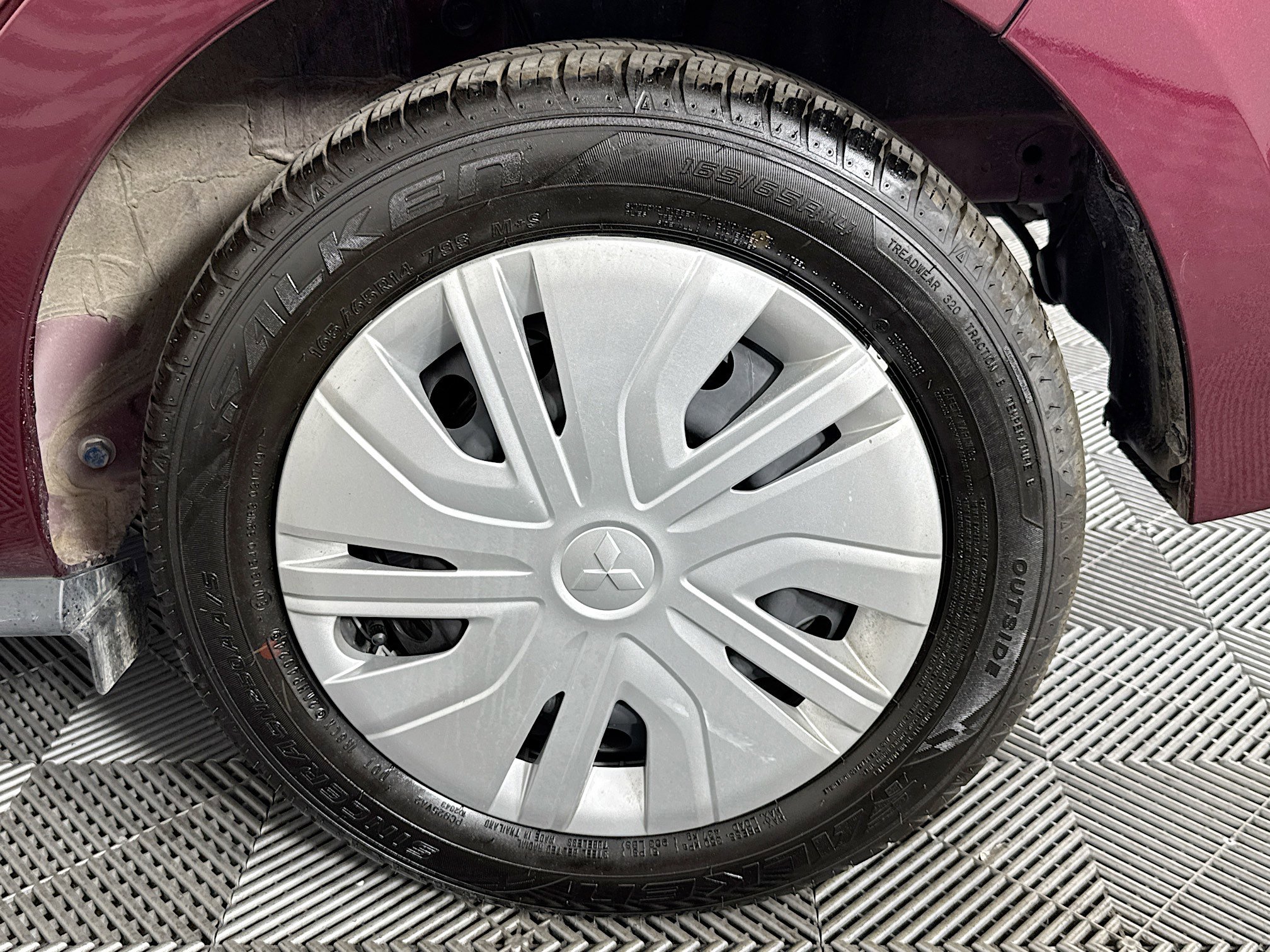 Used 2024 Mitsubishi Mirage ES image 35