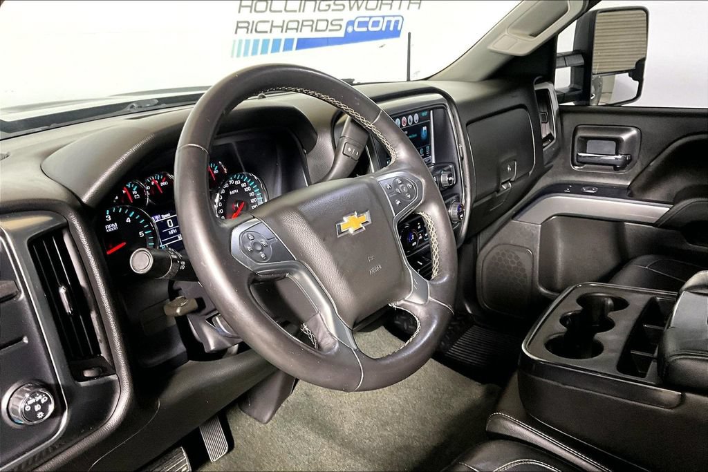 Used 2017 Chevrolet Silverado 1500 LT w/ All Star Edition RWD image 10