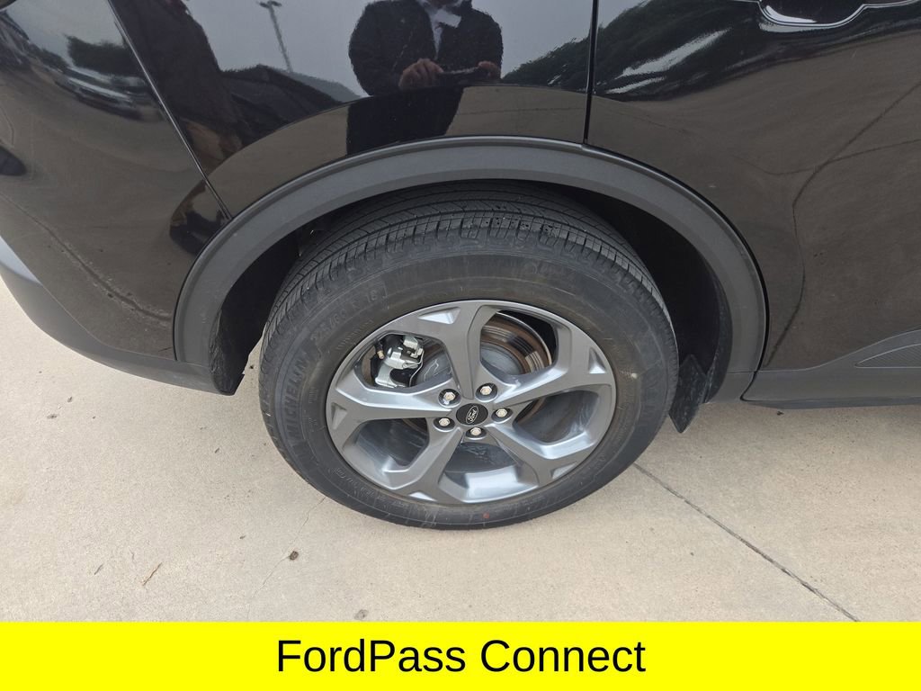 Used 2025 Ford Escape ST-Line AWD/4WD image 32