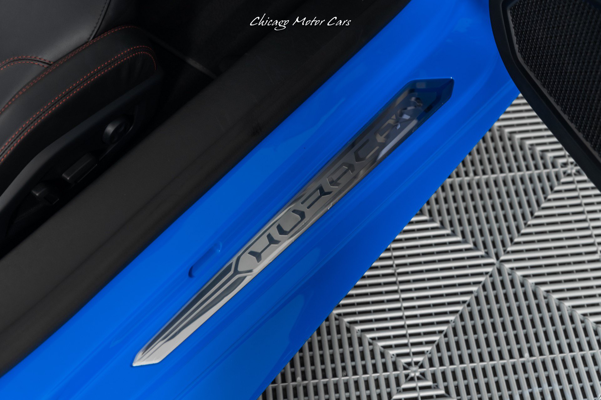 Used 2017 Lamborghini Huracan LP 580-2 RWD image 41