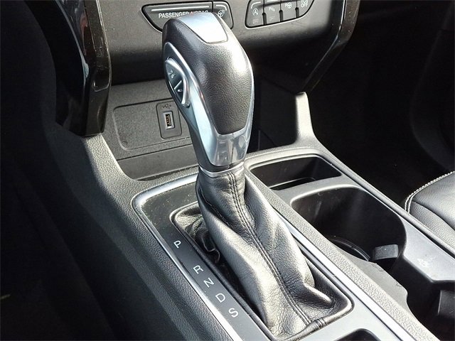 Used 2019 Ford Escape Titanium w/ U9j03 - Titanium Tow Package image 16