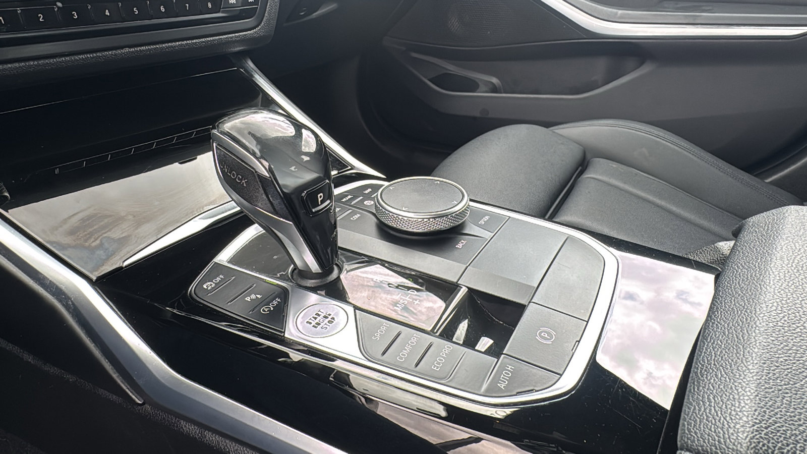 Used 2019 BMW 330i Sedan w/ Convenience Package RWD image 20