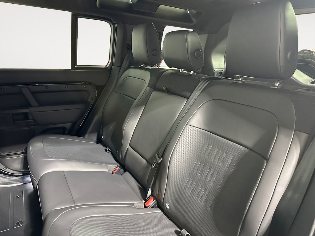 New 2026 Land Rover Defender 110 AWD/4WD image 13