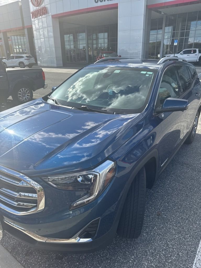 Used 2020 GMC Terrain SLT image 4