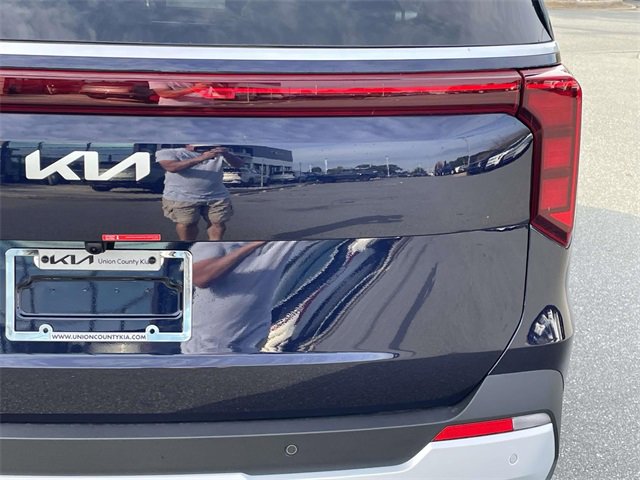 New 2026 Kia Carnival LX image 11
