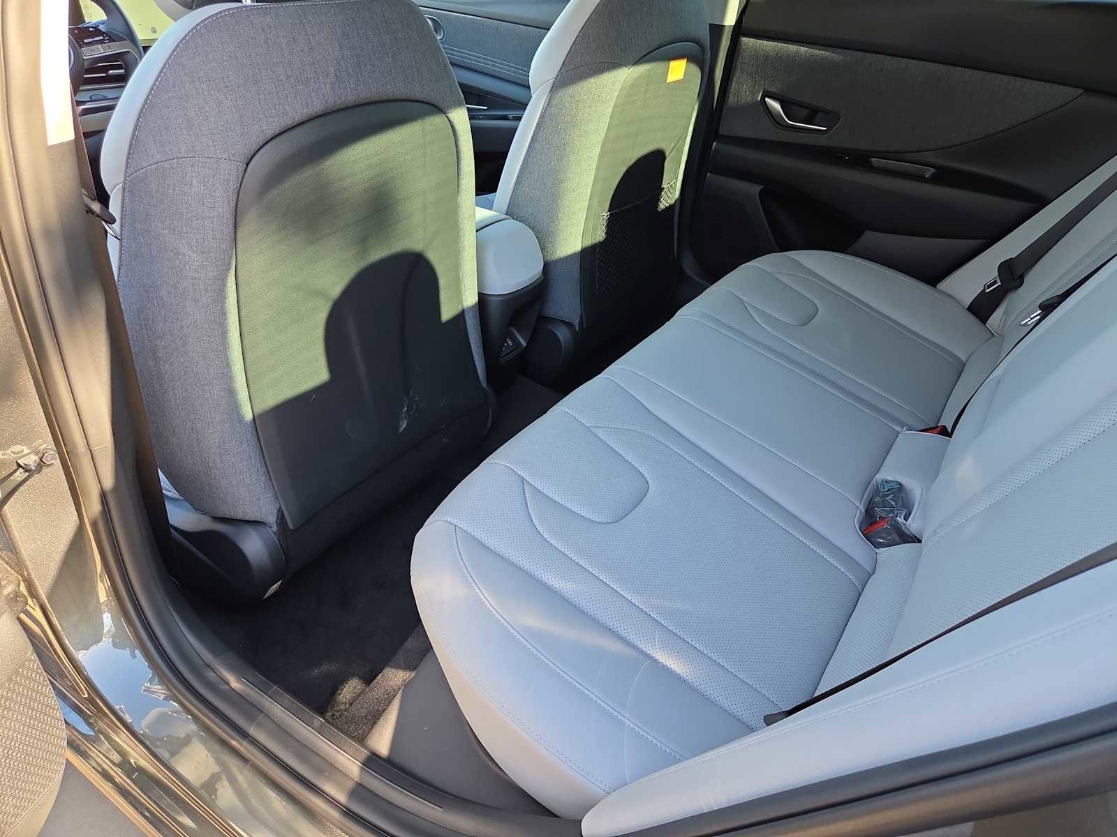 New 2026 Hyundai Elantra Limited image 18