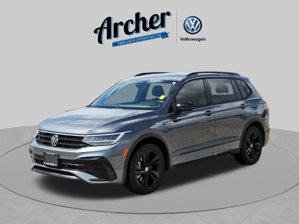 Used 2023 Volkswagen Tiguan SE R-Line FWD image 4