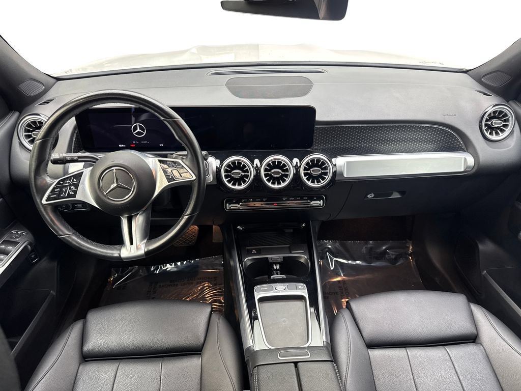Used 2025 Mercedes-Benz GLB 250 4MATIC image 49