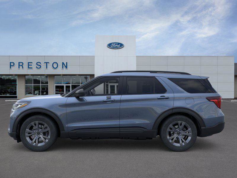 New 2026 Ford Explorer Active w/ Active Comfort Package image 3