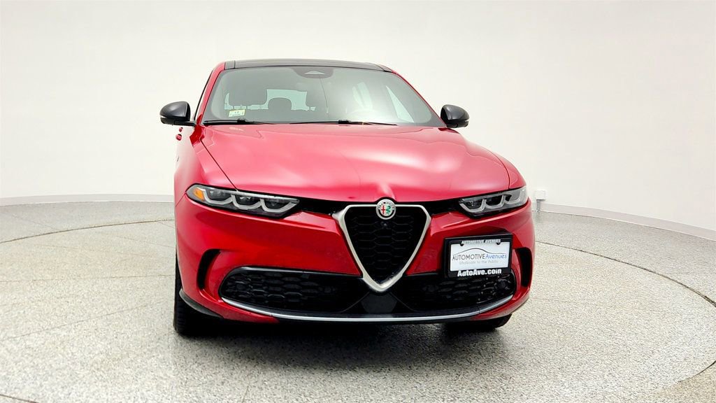 Used 2024 Alfa Romeo Tonale Ti image 2