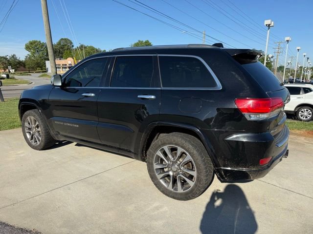 Used 2017 Jeep Grand Cherokee Overland AWD/4WD image 8