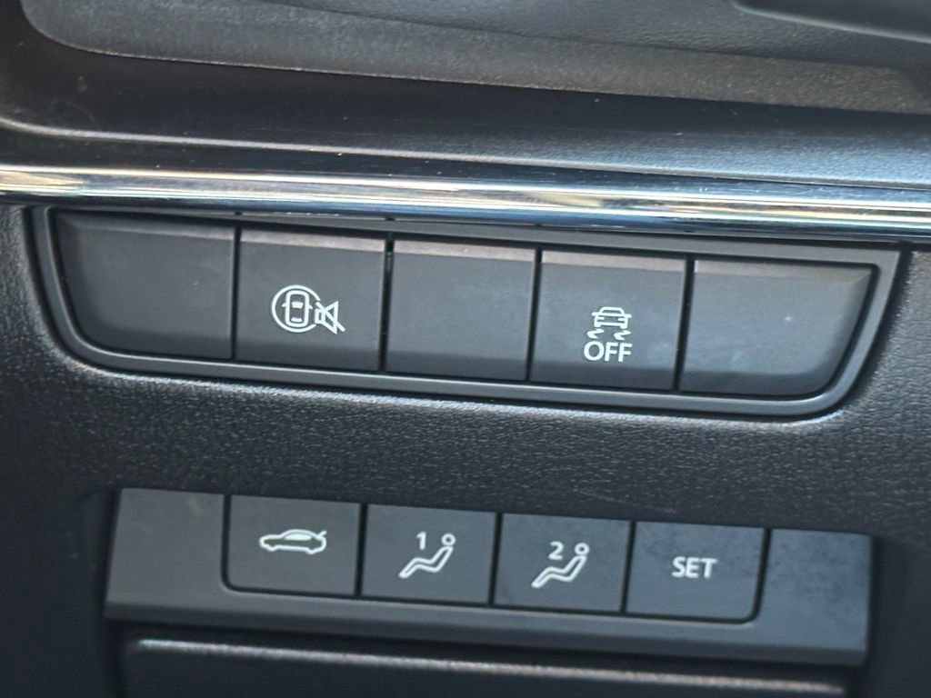 Used 2024 MAZDA MAZDA3 s image 24