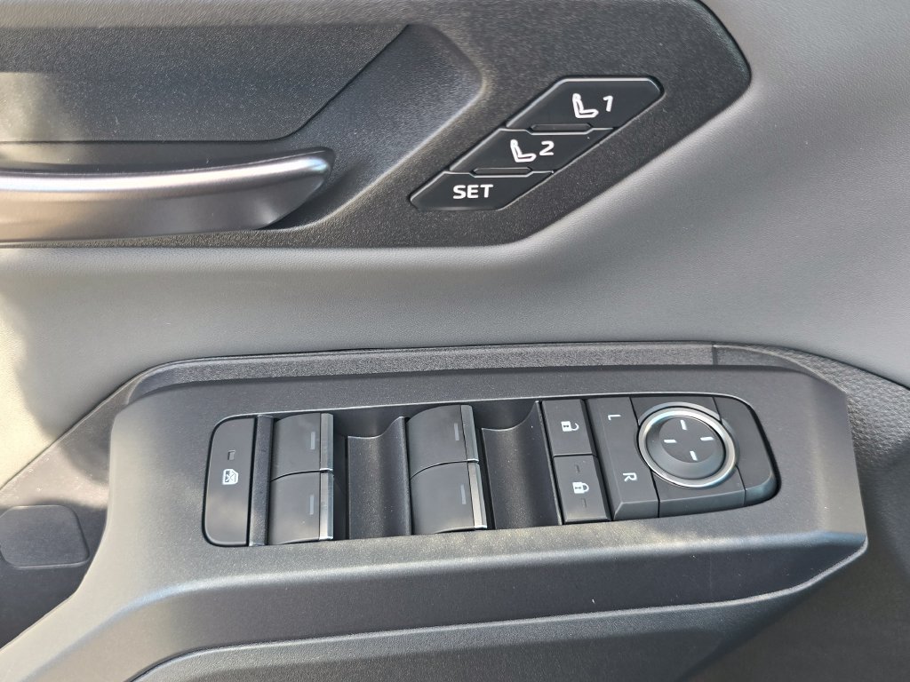 New 2026 Toyota RAV4 XSE AWD/4WD image 27