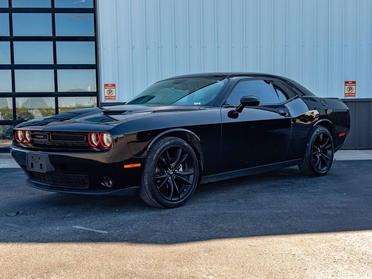 Used 2017 Dodge Challenger SXT w/ Blacktop Package
