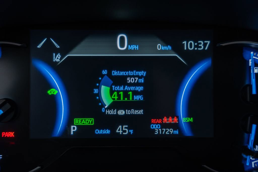 Used 2025 Toyota RAV4 XLE image 36