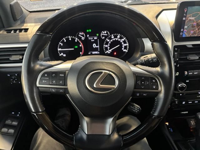 Used 2022 Lexus GX 460 Premium w/ Premium Package AWD/4WD image 17