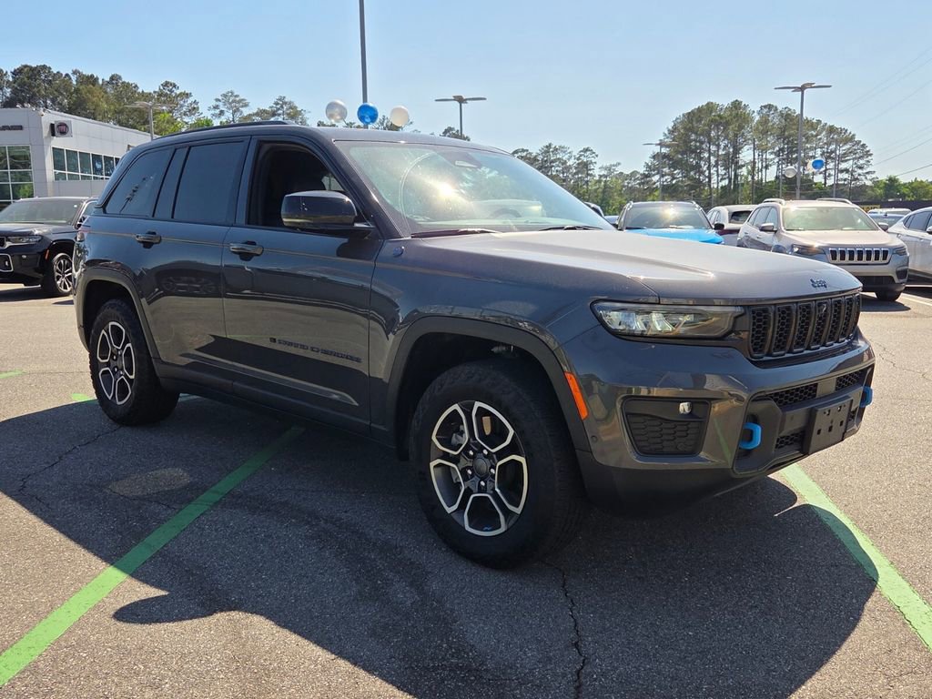Used 2023 Jeep Grand Cherokee Trailhawk w/ Advanced Protech Group II
