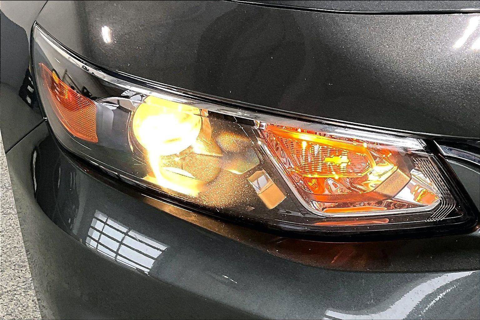 Used 2018 Chevrolet Malibu LS image 30