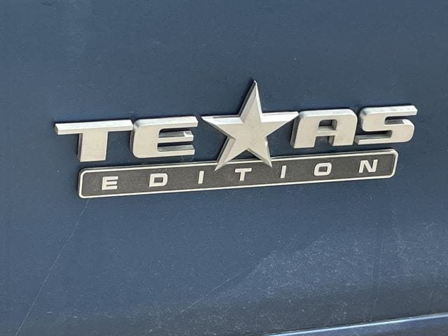 Used 2018 Chevrolet Silverado 1500 LT w/ Texas Edition RWD image 28
