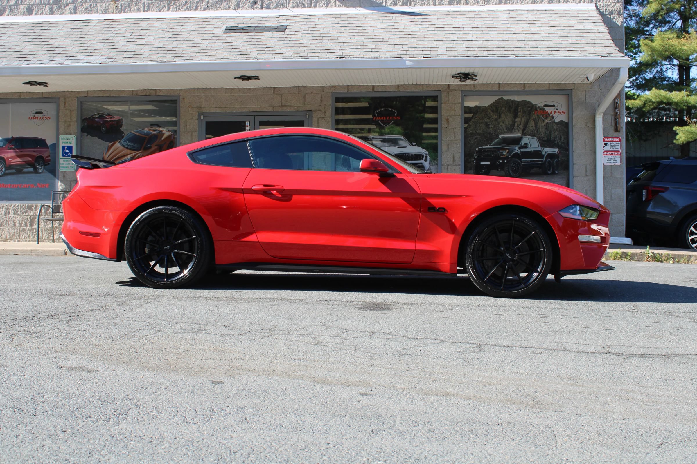 Used 2019 Ford Mustang GT w/ Black Accent Package RWD image 25