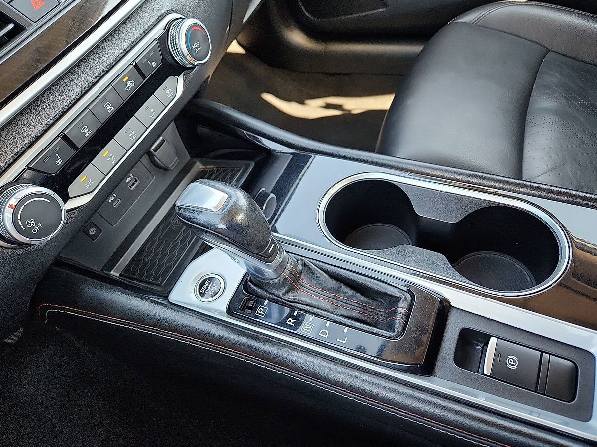 Used 2023 Nissan Altima 2.5 SR w/ SR Premium Package image 12