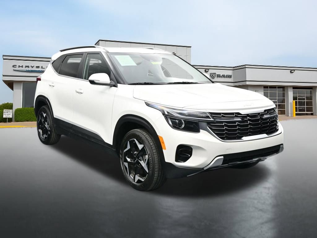 Used 2025 Kia Seltos EX AWD/4WD image 7