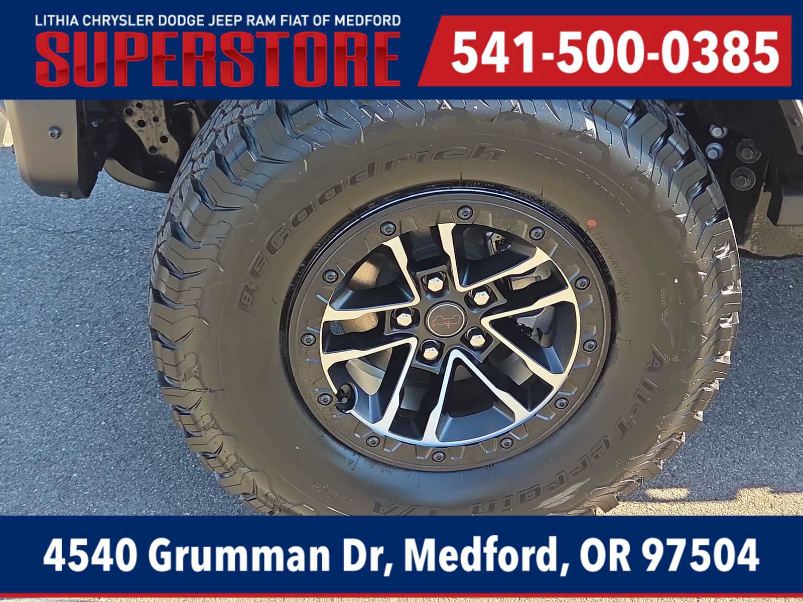 New 2026 Jeep Wrangler Unlimited Rubicon w/ Xtreme 35 Tire Package AWD/4WD image 16