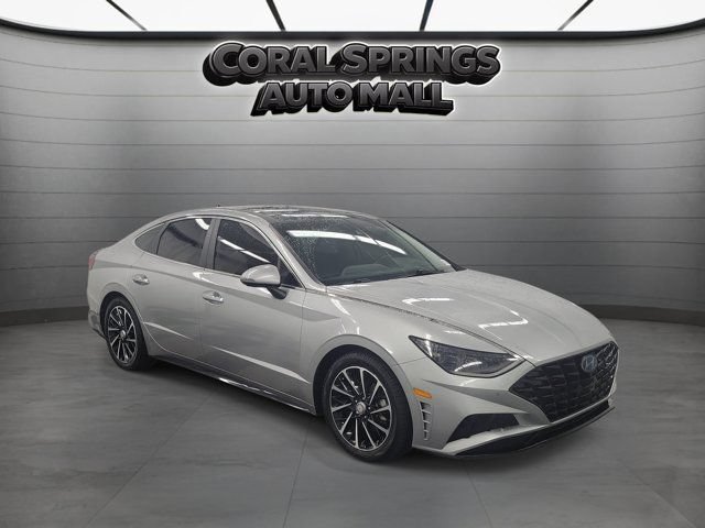 Used 2021 Hyundai Sonata Limited FWD image 1