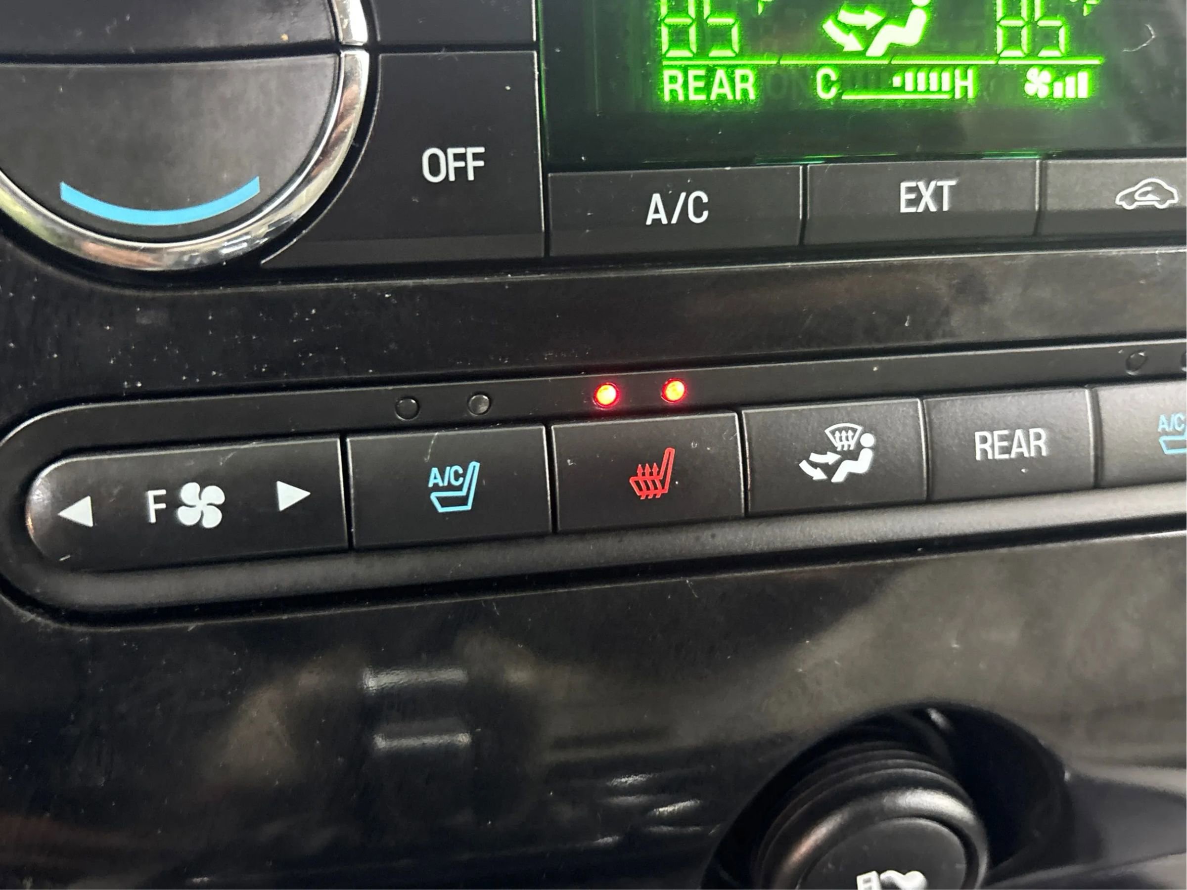 Used 2012 Ford Expedition Limited image 45